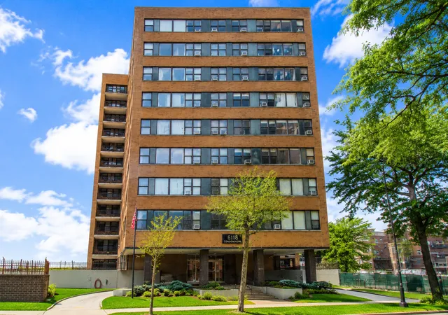 6118-n-sheridan-rd-1102-chicago-il-60660/hzid_483e768f