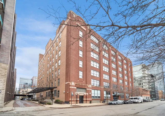 14-n-peoria-st-2c-chicago-il-60607/hzid_e43dd53a