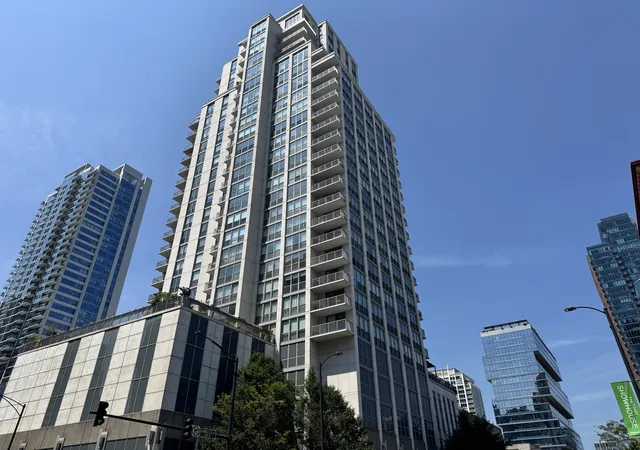 200-w-grand-ave-1801-chicago-il-60654/hzid_9963e447
