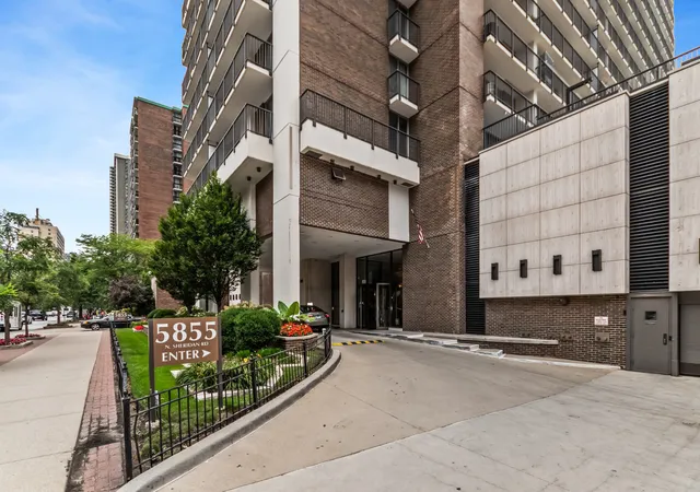 5855-n-sheridan-rd-19f-chicago-il-60660/hzid_9486c232