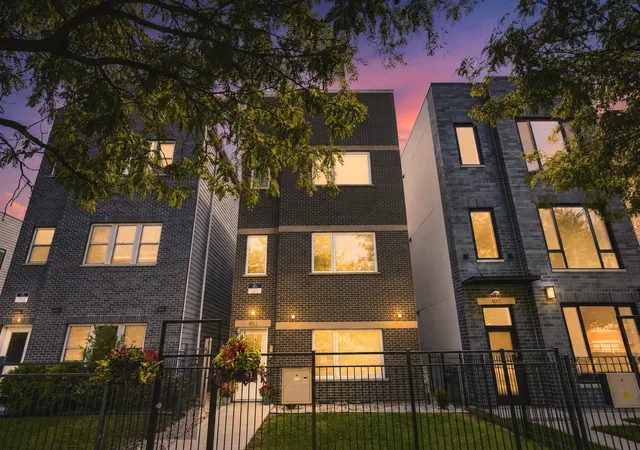 4053-s-prairie-ave-chicago-il-60653/hzid_1758e7ff