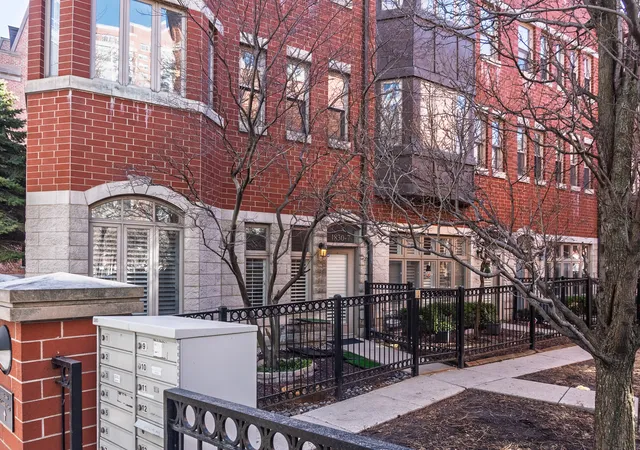 1830-s-calumet-ave-7g-chicago-il-60616/hzid_e954a488