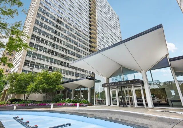 3550-n-lake-shore-dr-1117-chicago-il-60657/hzid_7bd33df9