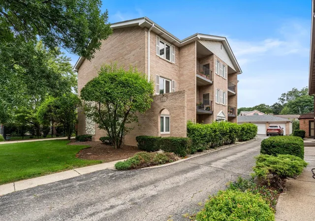 5729-n-cicero-ave-3b-chicago-il-60646/hzid_c7ca885f