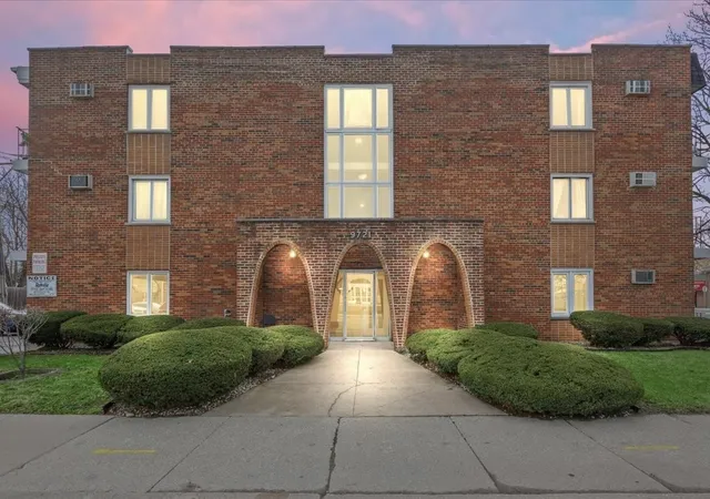 9721-s-cicero-ave-3c-oak-lawn-il-60453/hzid_cf211381