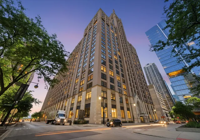 680-n-lake-shore-dr-822-chicago-il-60611/hzid_12ab35f9
