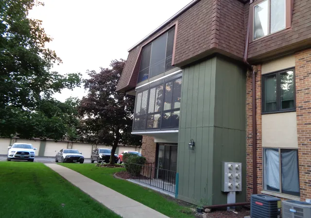 9165-north-rd-f-palos-hills-il-60465/hzid_8422209e
