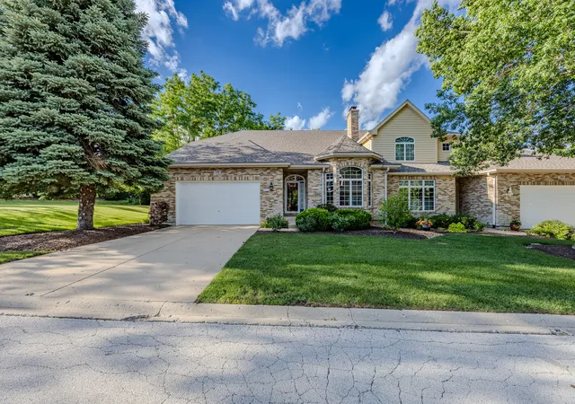 791-manor-hl-pl-sugar-grove-il-60554/hzid_92619b94