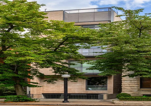 530-w-dickens-ave-401-chicago-il-60614/hzid_080f26f5