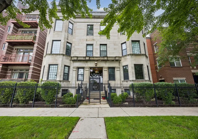 4926-s-indiana-ave-gs-chicago-il-60615/hzid_e98d5045