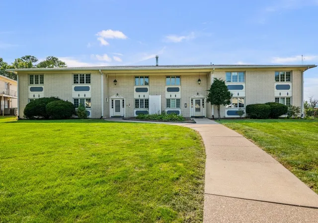 920-17th-st-34-moline-il-61265/hzid_26d7a311