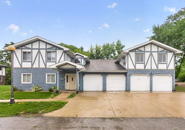 2s640-cerny-rd-a4-warrenville-il-60555/hzid_09be6710