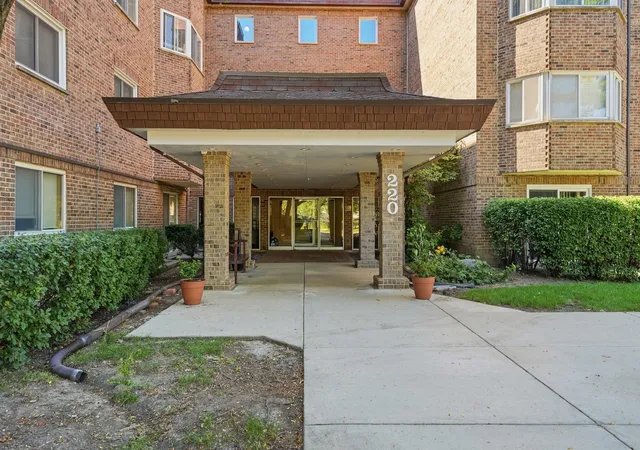 220-s-roselle-rd-524-schaumburg-il-60193/hzid_c1347342