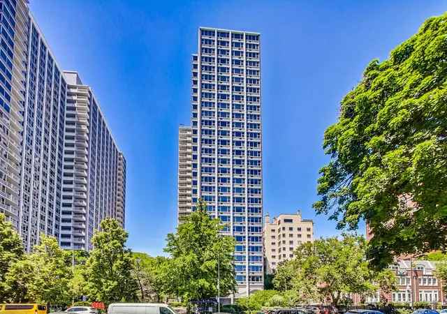 4250-n-marine-dr-2505-chicago-il-60613/hzid_379a2400