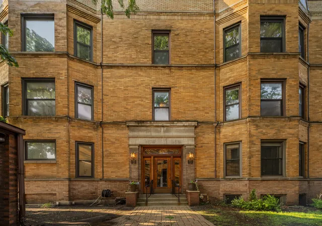 754-w-california-ter-2-chicago-il-60657/hzid_88e0eed8
