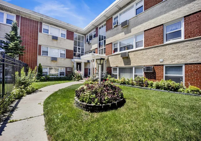6357-w-addison-st-1fsw-chicago-il-60634/hzid_a03682cc