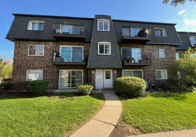 9409-bay-colony-dr-1e-des-plaines-il-60016/hzid_9750a6e9