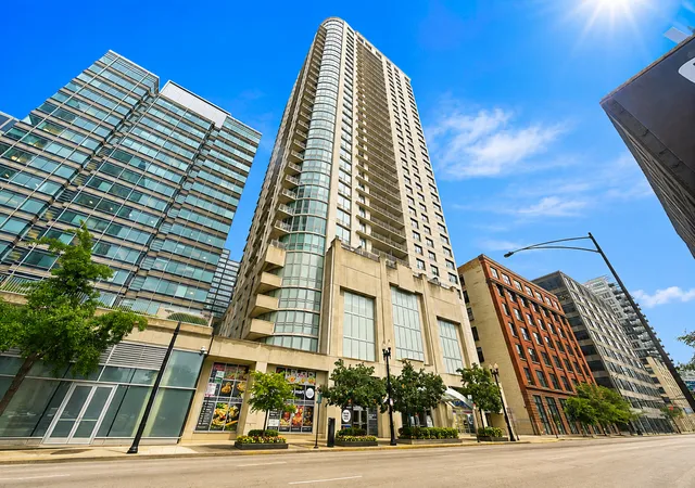 125-s-jefferson-st-2409-chicago-il-60661/hzid_6464ba5a