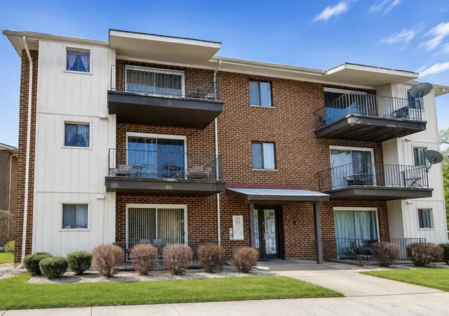 6329-175th-st-2n-tinley-park-il-60477/hzid_98fa121e