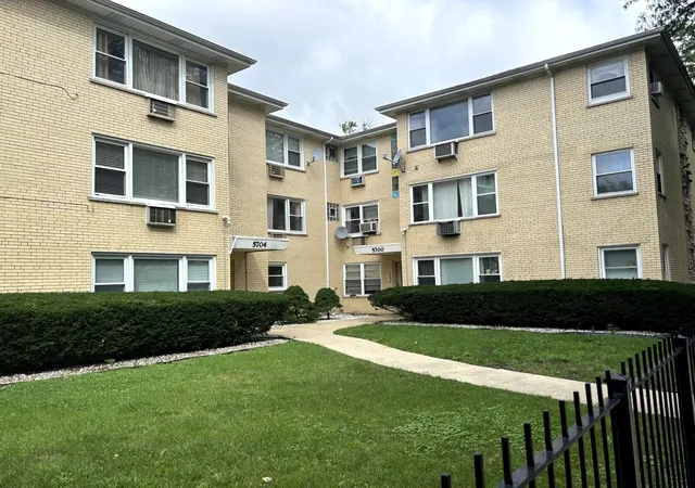 5700-w-montrose-ave-1-c-chicago-il-60634/hzid_69b44f70
