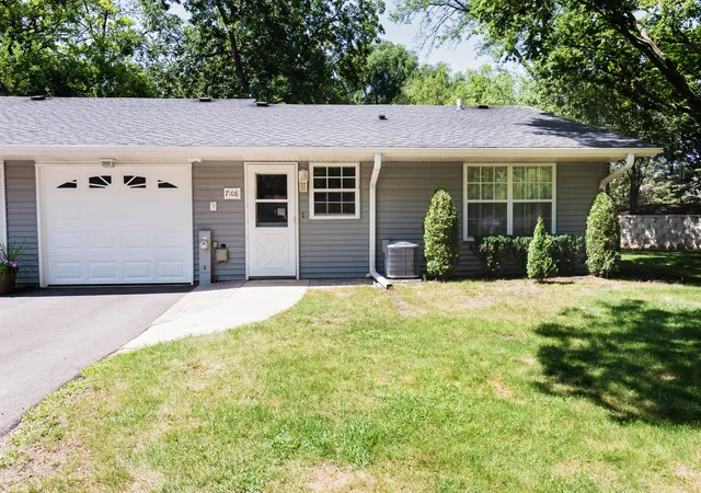 7108-lexington-ln-7108-fox-lake-il-60020/hzid_e2034793