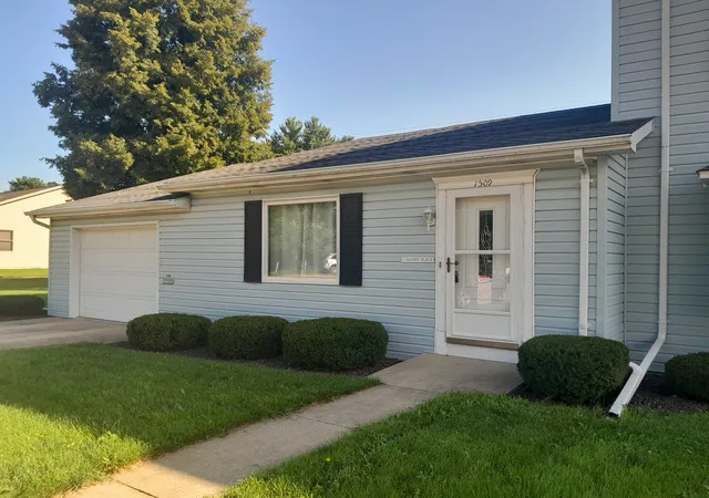 1509-w-main-st-1b-mendota-il-61342/hzid_8e1c5771
