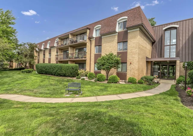 1103-n-mill-st-104-naperville-il-60563/hzid_e6793649