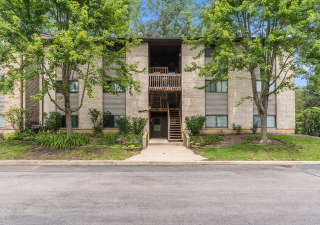 2350-south-st-d-elgin-il-60123/hzid_014eee57