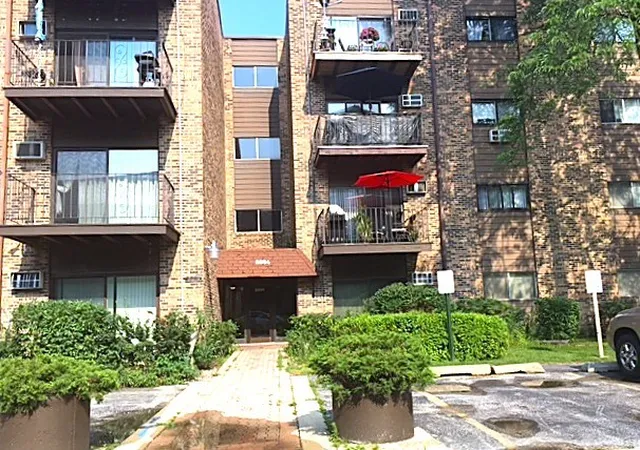 8894-knight-ave-213-des-plaines-il-60016/hzid_33ce51b0