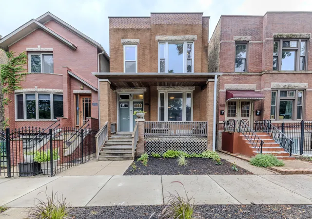 2625-n-richmond-st-chicago-il-60647/hzid_a607803c