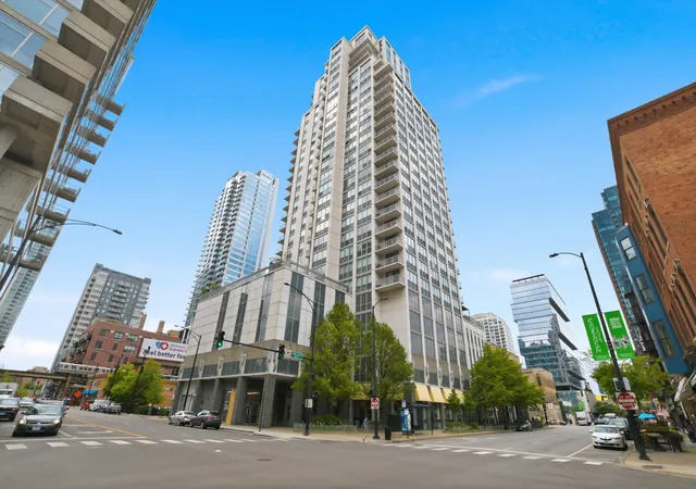 200-w-grand-ave-2700-chicago-il-60654/hzid_edda8118
