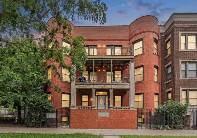 4615-s-michigan-ave-2n-chicago-il-60653/hzid_47b7a0e7