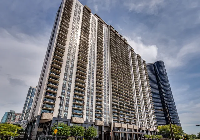 400-e-randolph-st-1812-chicago-il-60601/hzid_b101fc84