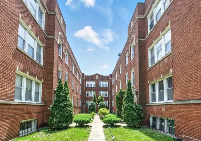 1301-e-71st-pl-3s-chicago-il-60619/hzid_a733a450