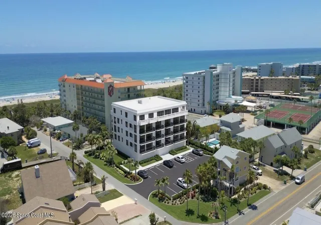 327-wilson-ave-304-cocoa-beach-fl-32931/hzid_c9c0b3bd