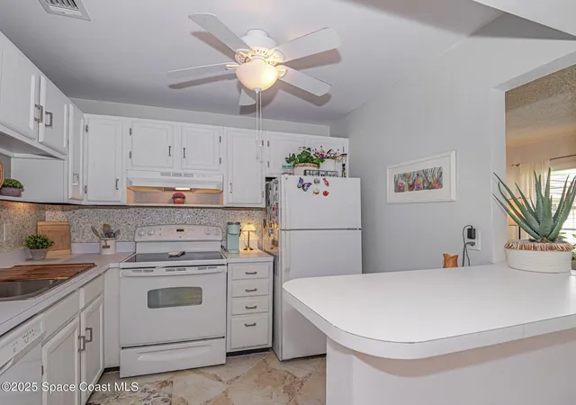 75-royal-oak-ct-204-vero-beach-fl-32962/hzid_3d2a7c0f