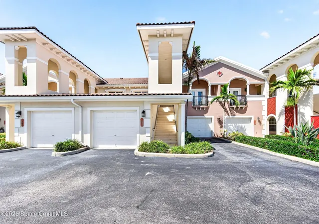 115-lancha-cir-203-satellite-beach-fl-32937/hzid_75a13655