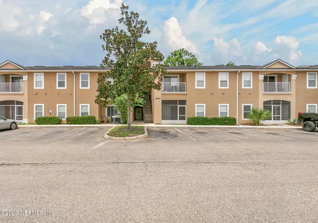 9556-armelle-way-16-jacksonville-fl-32257/hzid_65d75a6e