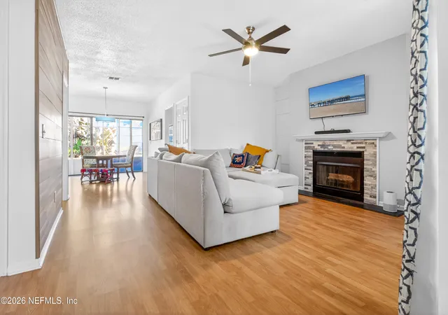 2305-wood-hl-pl-jacksonville-fl-32256/hzid_ebc485fe