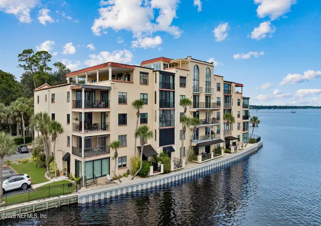 2199-astor-st-302-orange-park-fl-32073/hzid_66928782