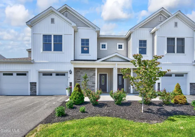 13-kendra-ct-cohoes-ny-12047/hzid_c61d2e0e