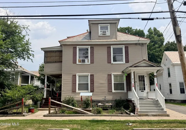 17-garfield-st-glens-falls-ny-12801/hzid_499e61b8