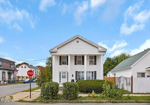 24-3rd-street-waterford-ny-12188/hzid_9f14f605