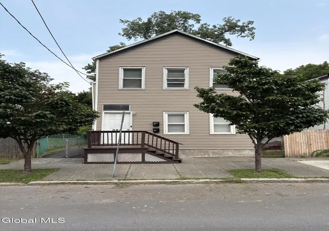 395-10th-street-troy-ny-12180/hzid_c485451f