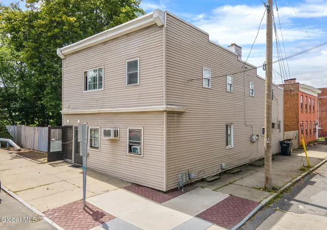 345-349-4th-street-troy-ny-12180/hzid_55483ca2
