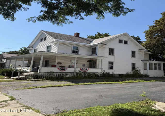 28-hunter-st-glens-falls-ny-12801/hzid_49eab971