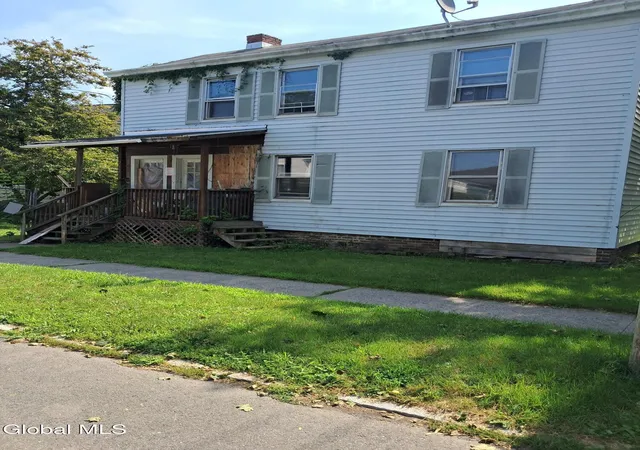 212-2nd-avenue-watervliet-ny-12189/hzid_5203649e