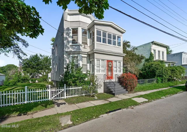 1627-9th-avenue-watervliet-ny-12189/hzid_cef6367b
