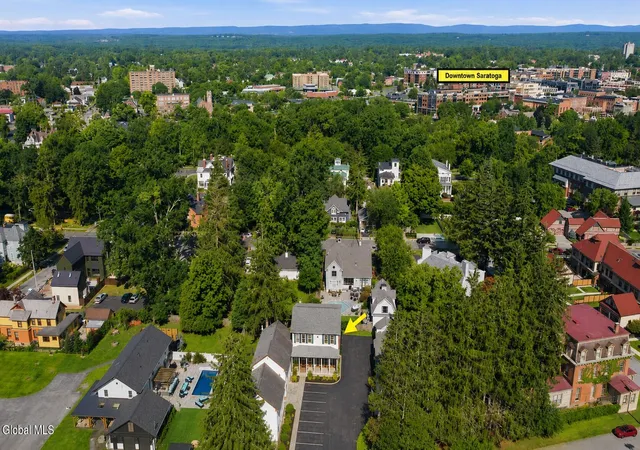 11-cottage-st-unit-7-saratoga-springs-ny-12866/hzid_8fba2a70