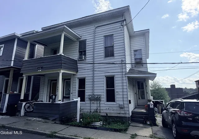 12-charles-st-amsterdam-ny-12010/hzid_e64434db